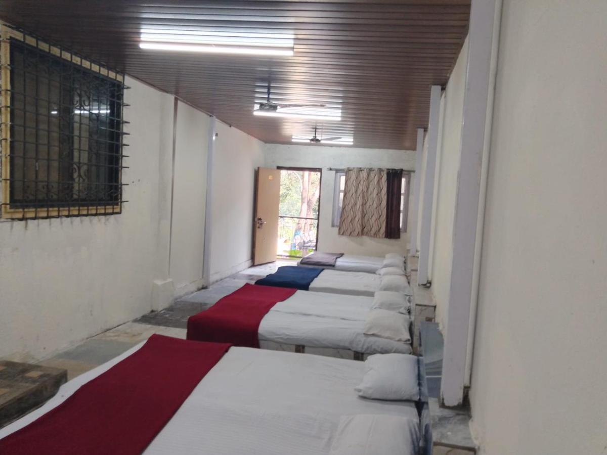 Hotel Hilltone- Matheran Εξωτερικό φωτογραφία