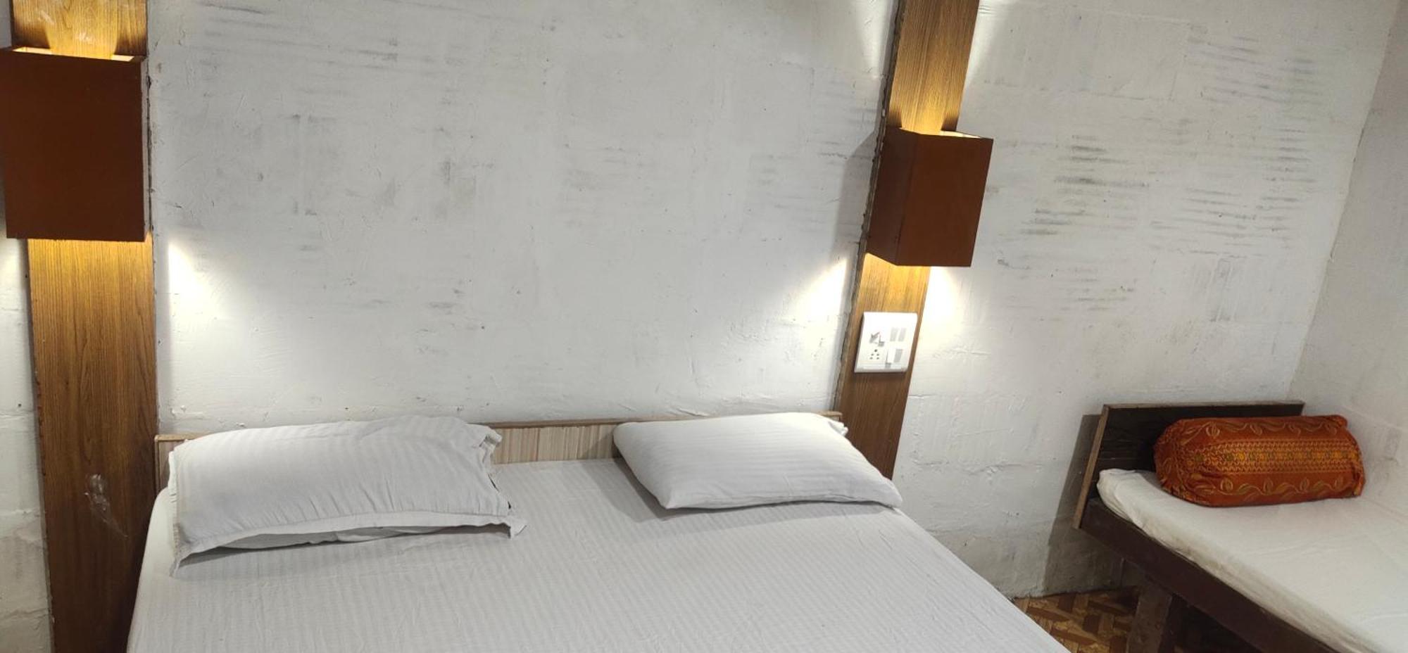 Hotel Hilltone- Matheran Εξωτερικό φωτογραφία