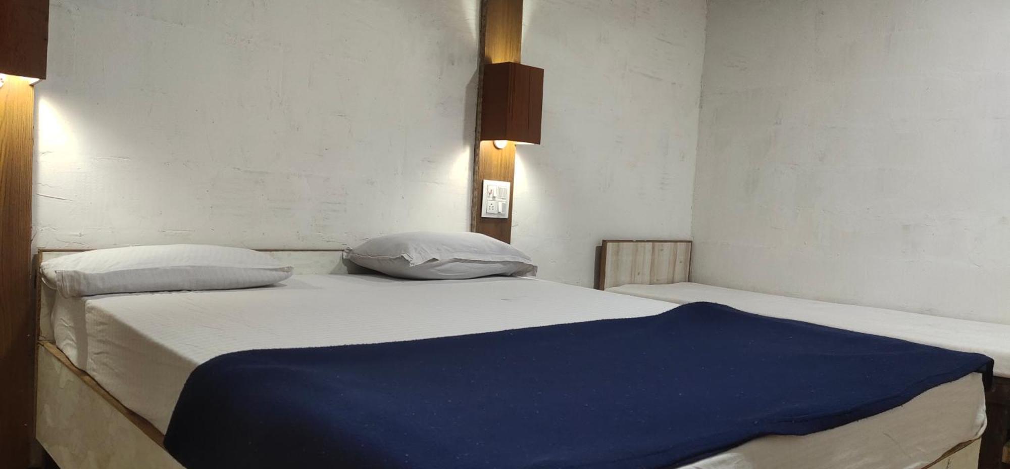 Hotel Hilltone- Matheran Εξωτερικό φωτογραφία
