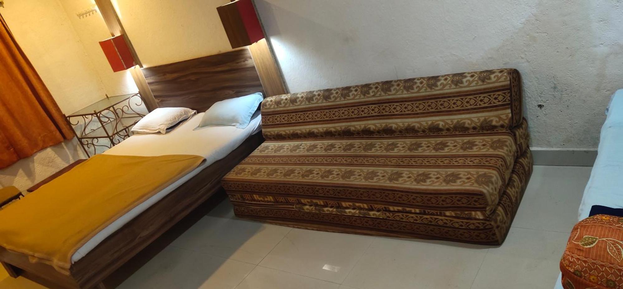 Hotel Hilltone- Matheran Εξωτερικό φωτογραφία